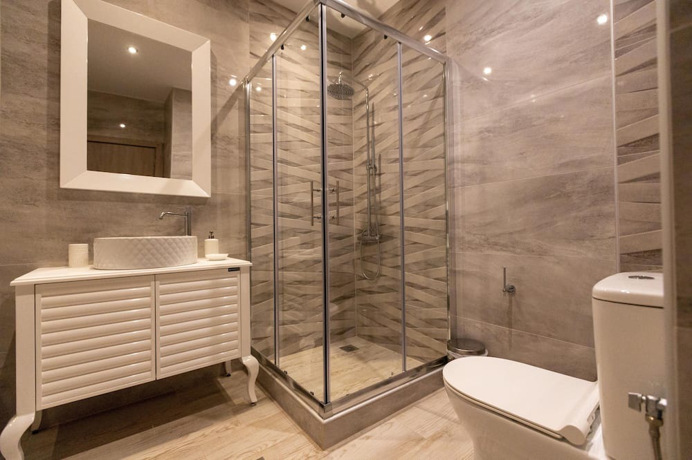 Photo of Bathroom in Gythio