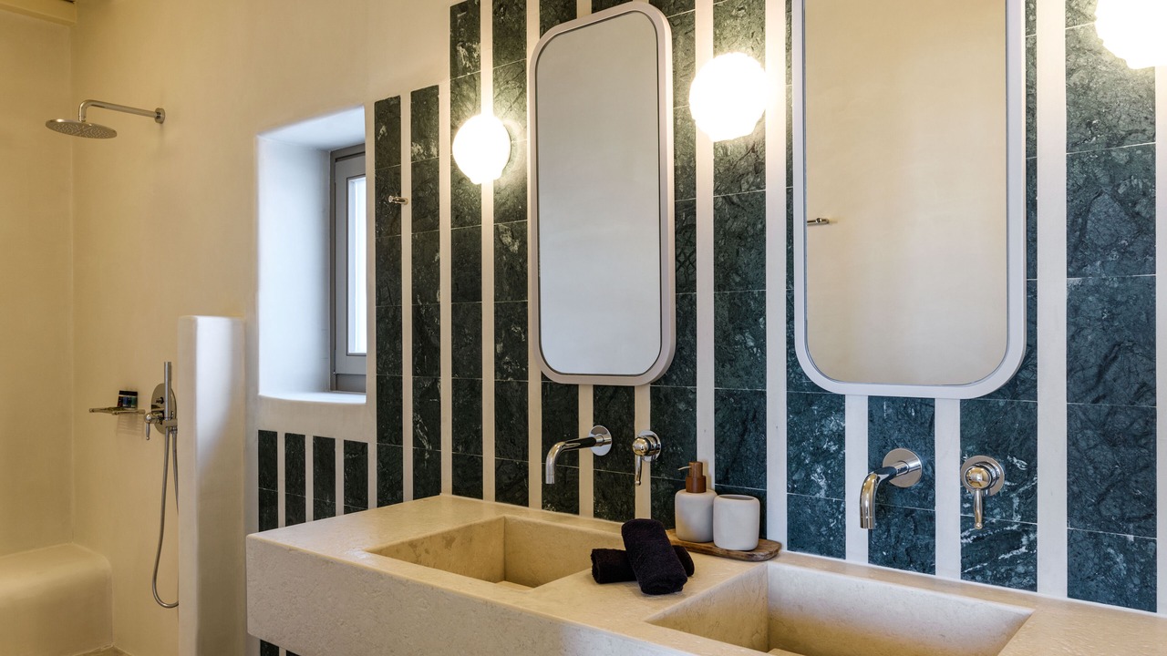 Photo of Bathroom in Ano Mera
