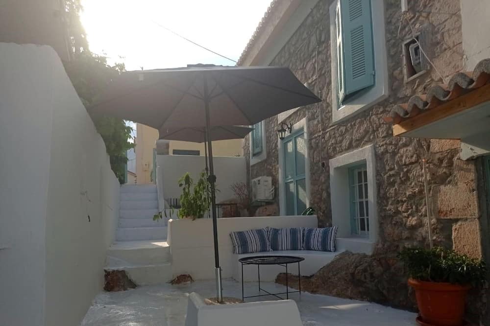 Photo of Patio Balcony in Galaxidi