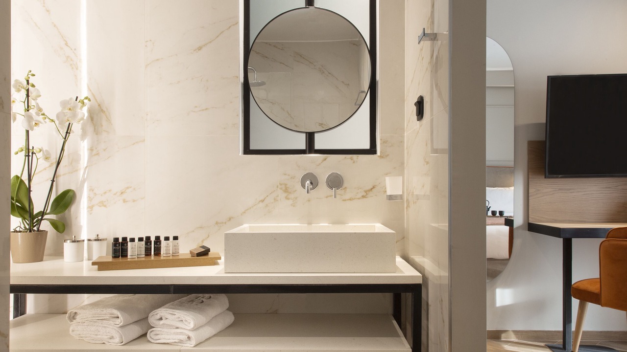 Photo of Bathroom in Volos City Centre
