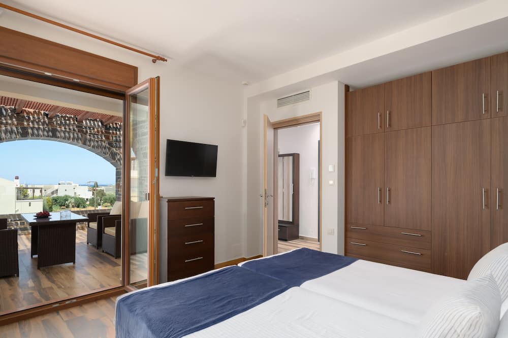 Photo of Bedroom in Kato Gouves