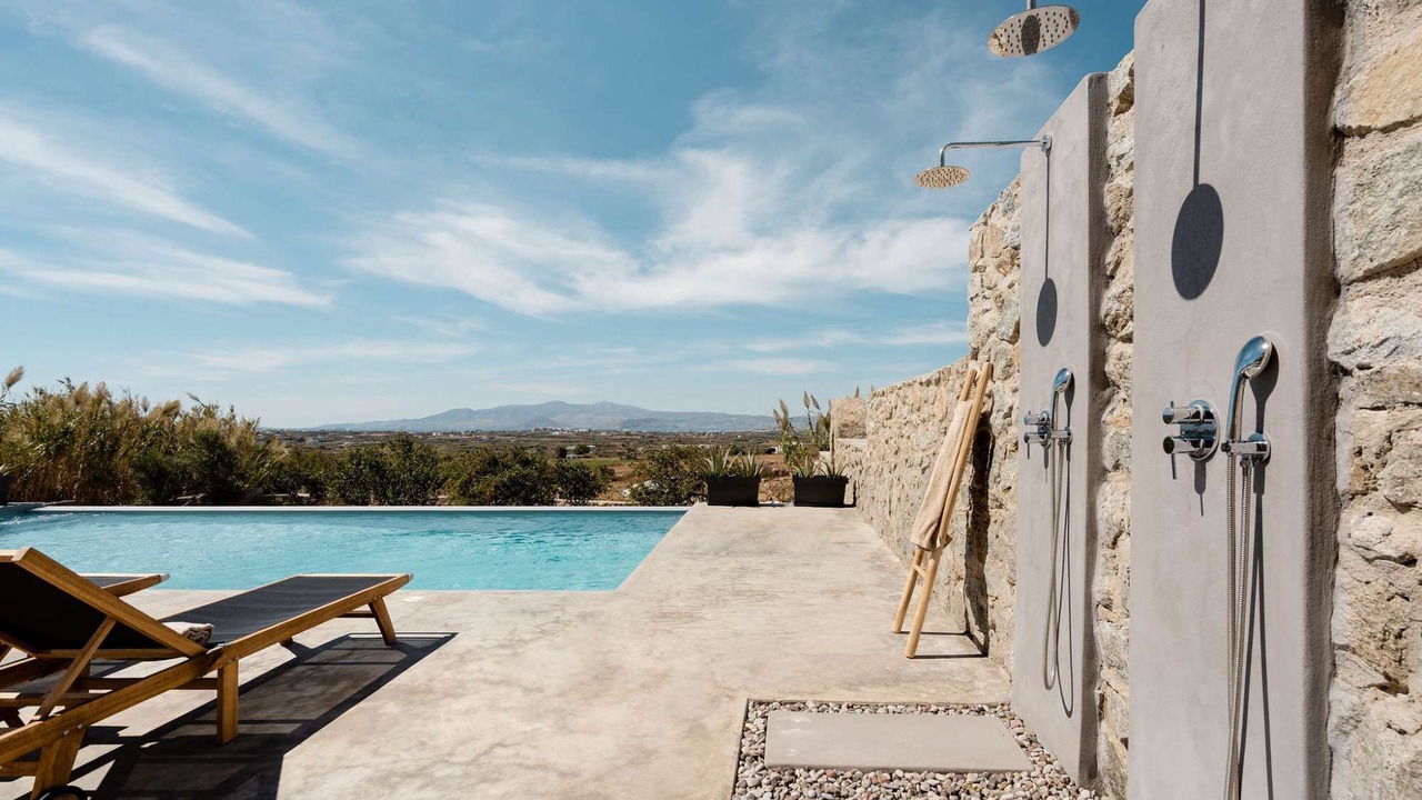 Photo of Outdoor in Glinado