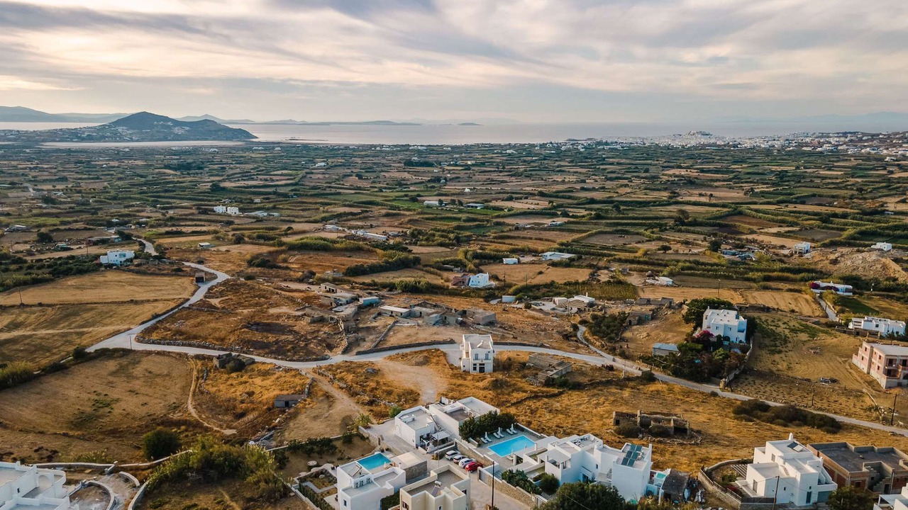 Photo of Outdoor in Glinado