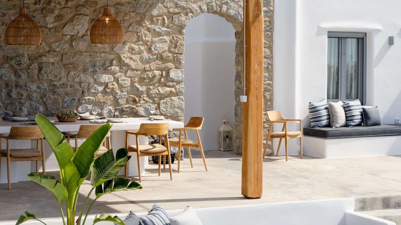 Photo of Outdoor in Glinado