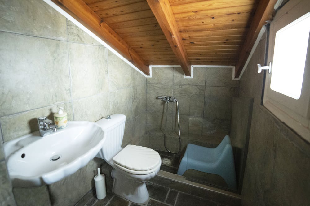 Photo of Bathroom in Agios Kirykos