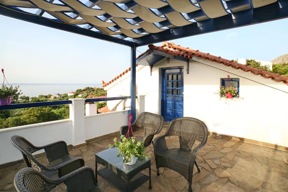 Photo of Patio Balcony in Agios Kirykos