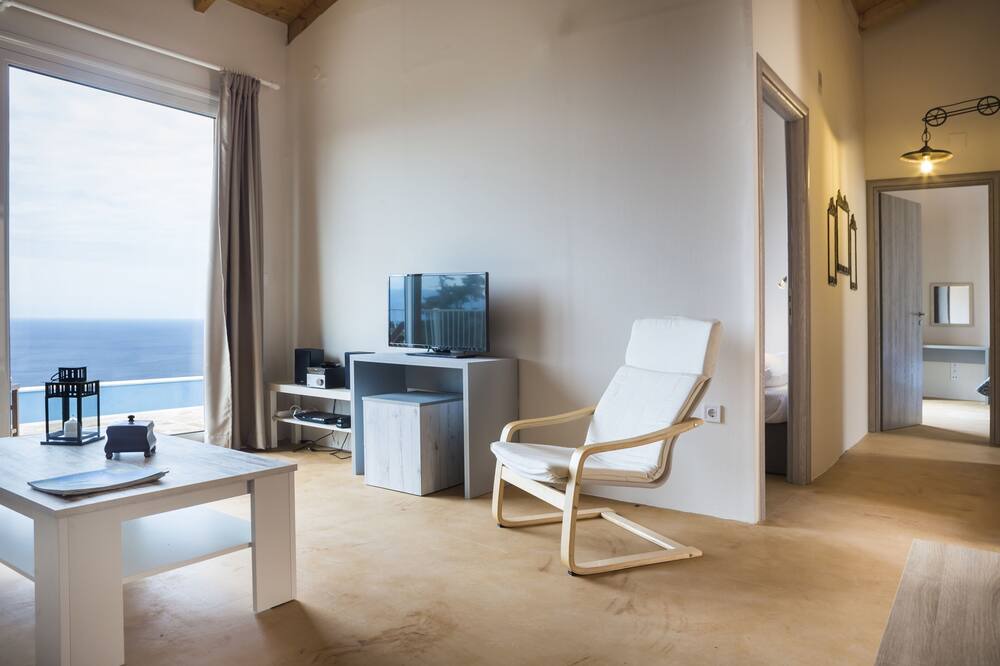 Photo of Livingroom in Fiskardo
