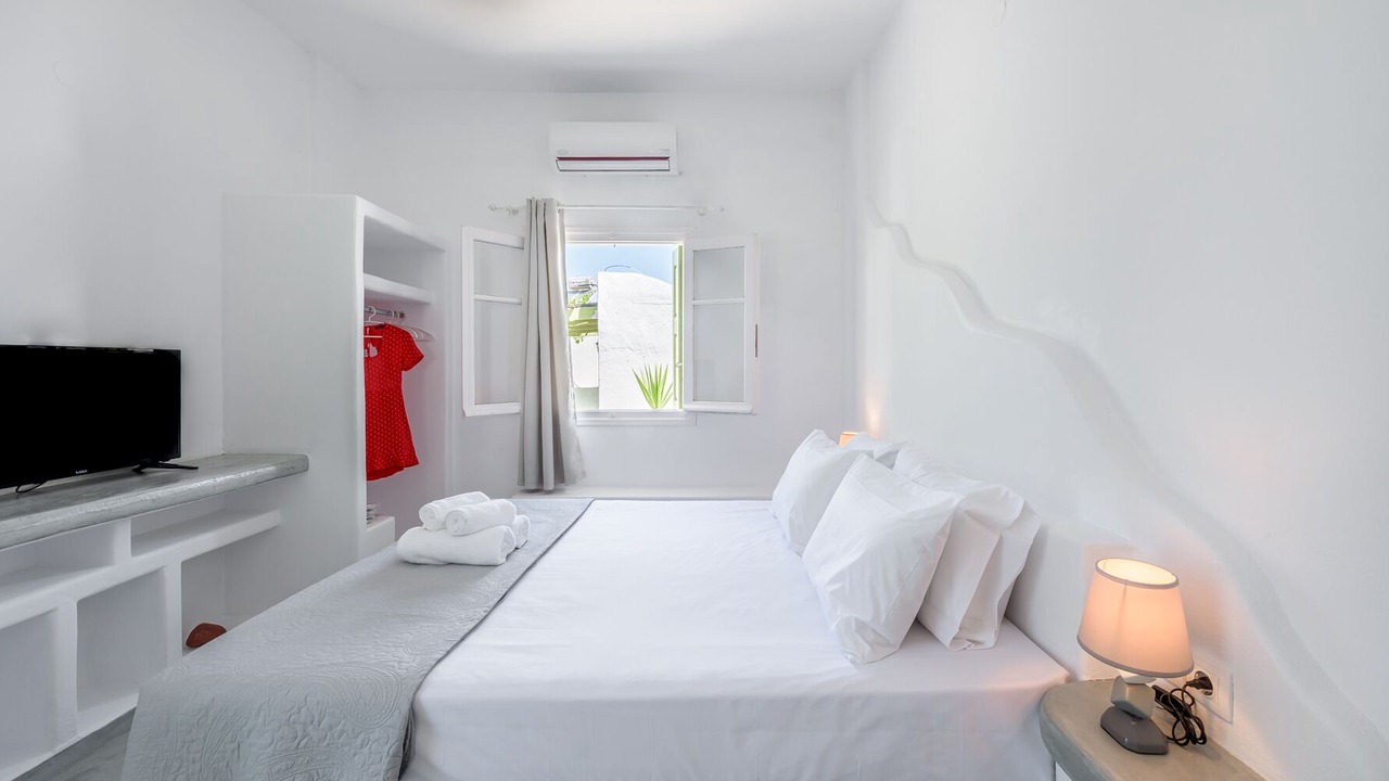 Photo of Bedroom in Apollonia