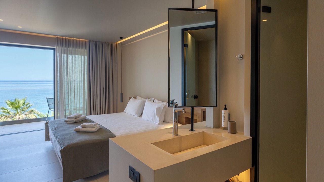 Photo of Bedroom in Katakolo