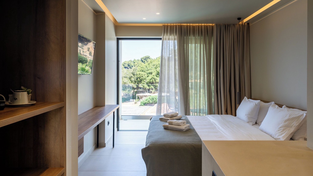 Photo of Bedroom in Katakolo