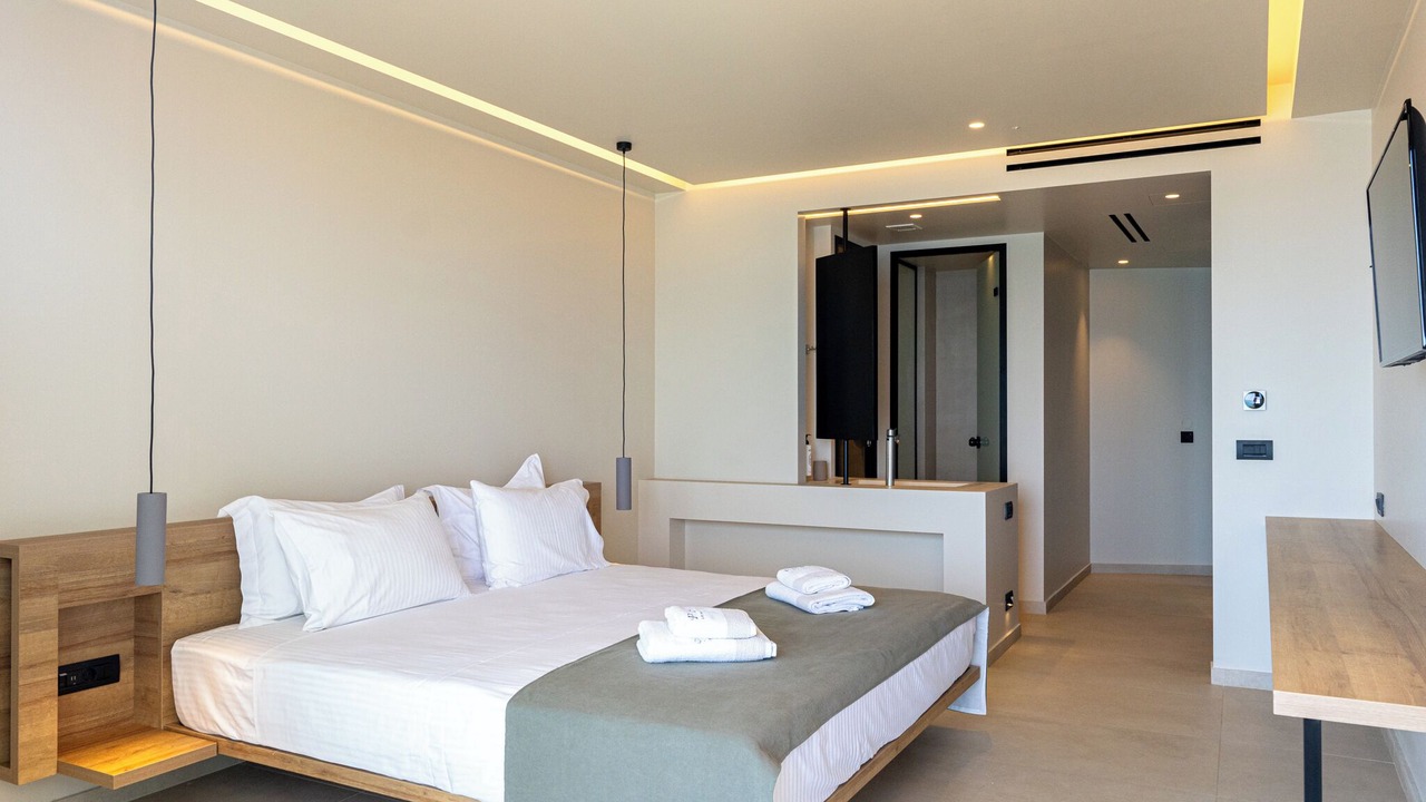 Photo of Bedroom in Katakolo