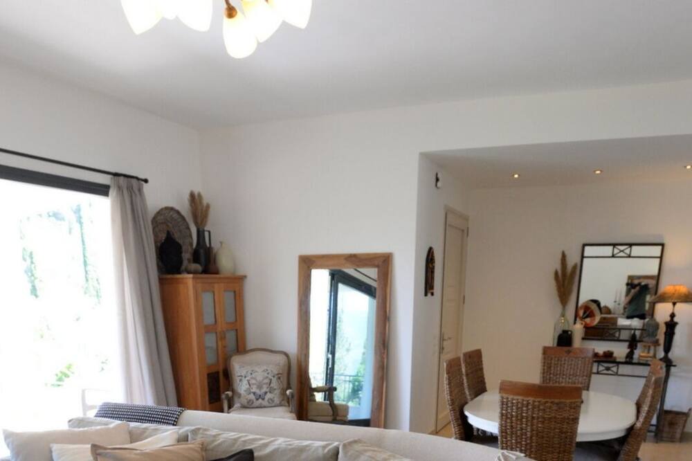 Photo of Livingroom in Kato Korakiana