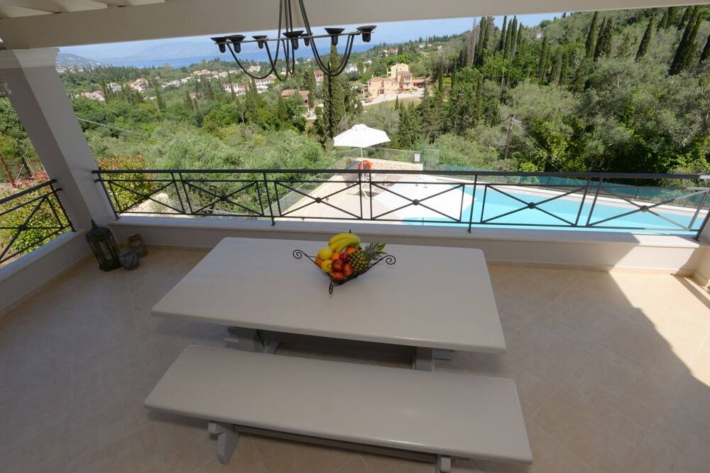 Photo of Patio Balcony in Kato Korakiana