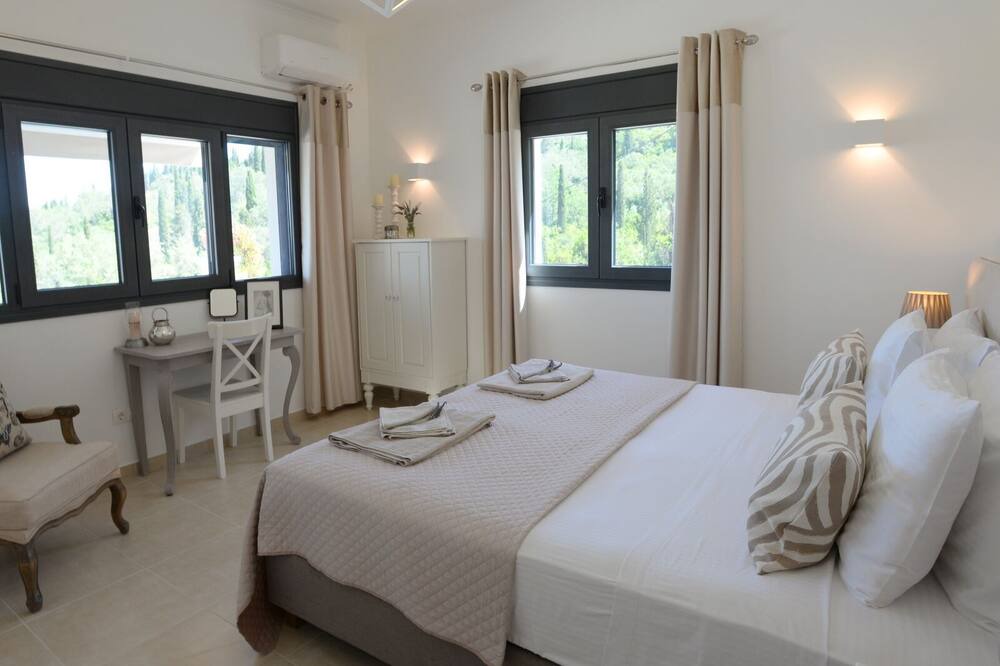 Photo of Bedroom in Kato Korakiana