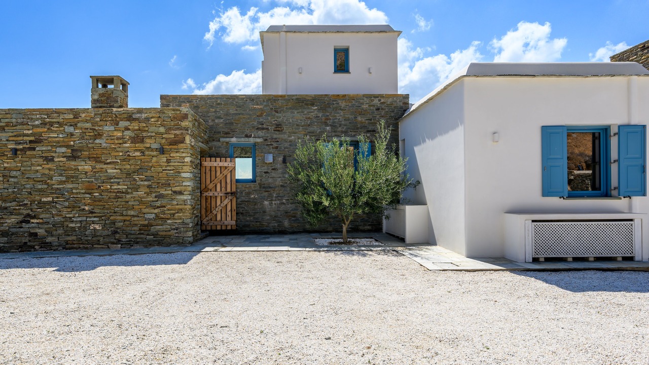 Photo of Outdoor in Gavrio
