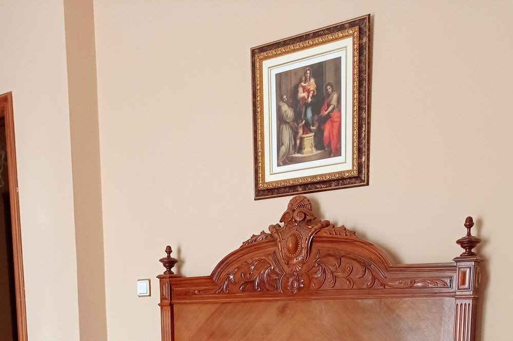 Photo of Bedroom in Itea