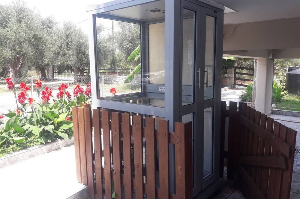 Photo of Patio Balcony in Mavrovouni