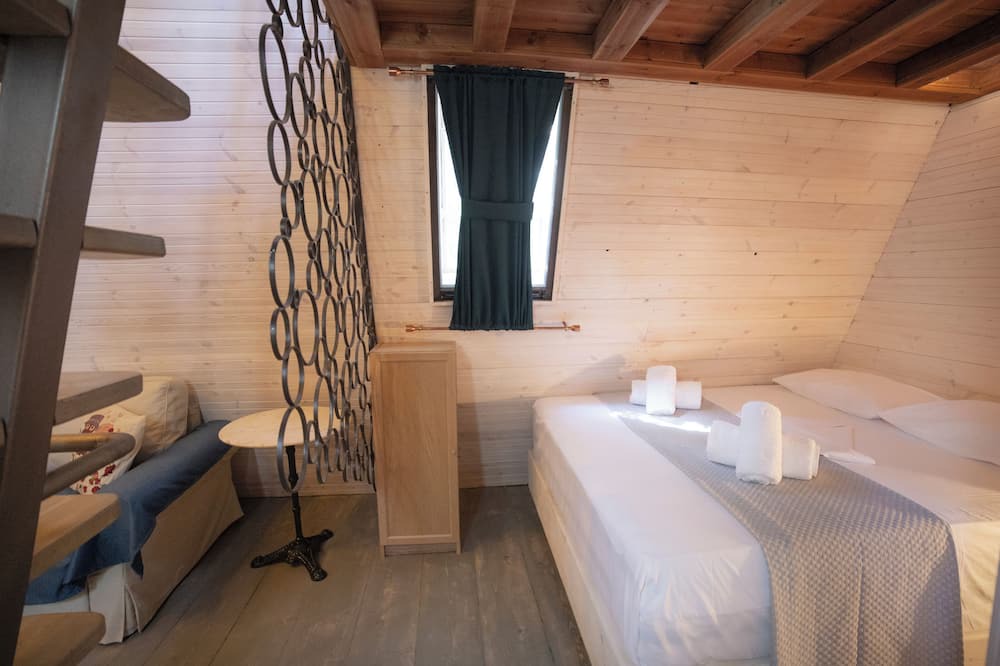 Photo of Bedroom in Agios Kirykos