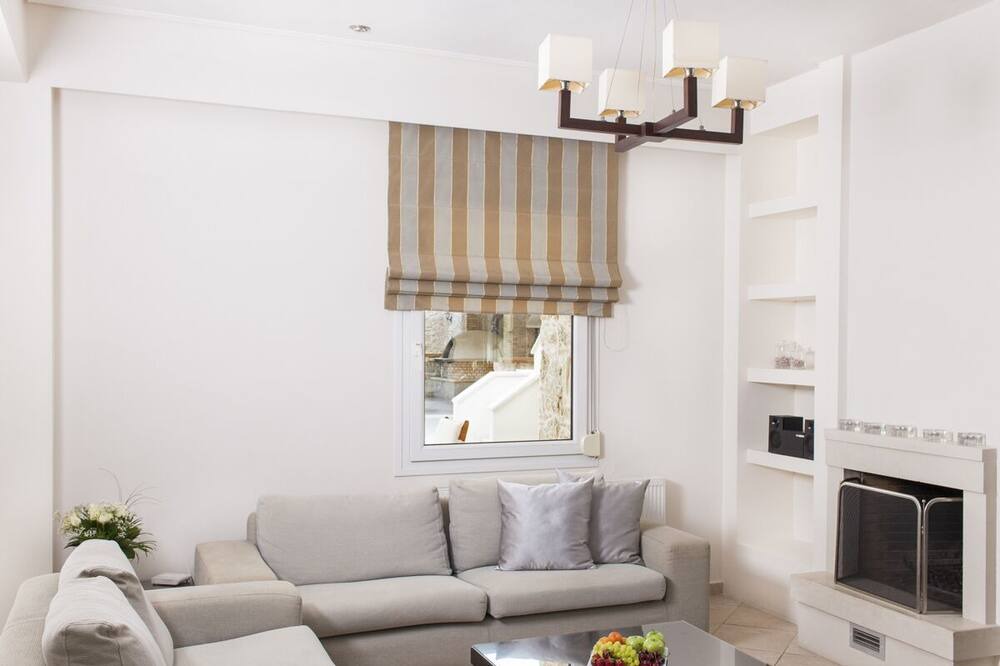 Photo of Livingroom in Souda