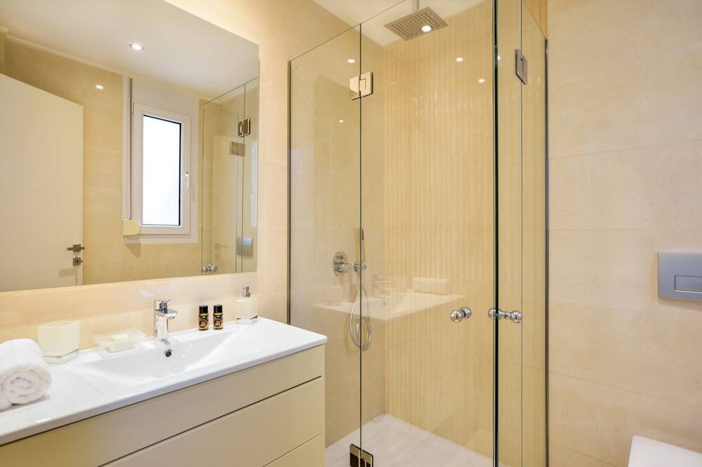 Photo of Bathroom in Souda