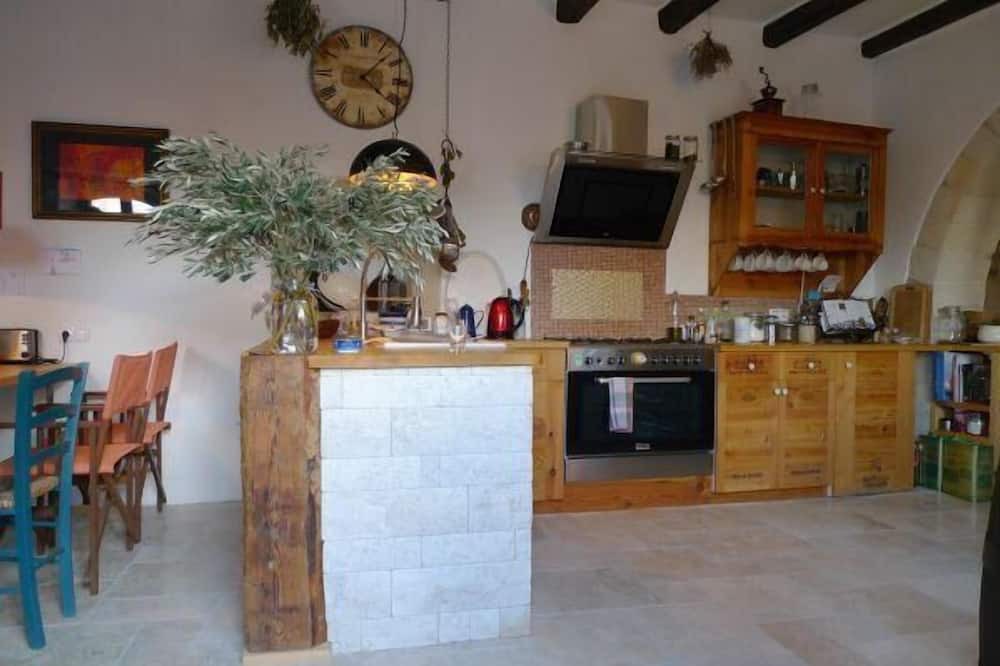 Photo of Kitchen in Alithini