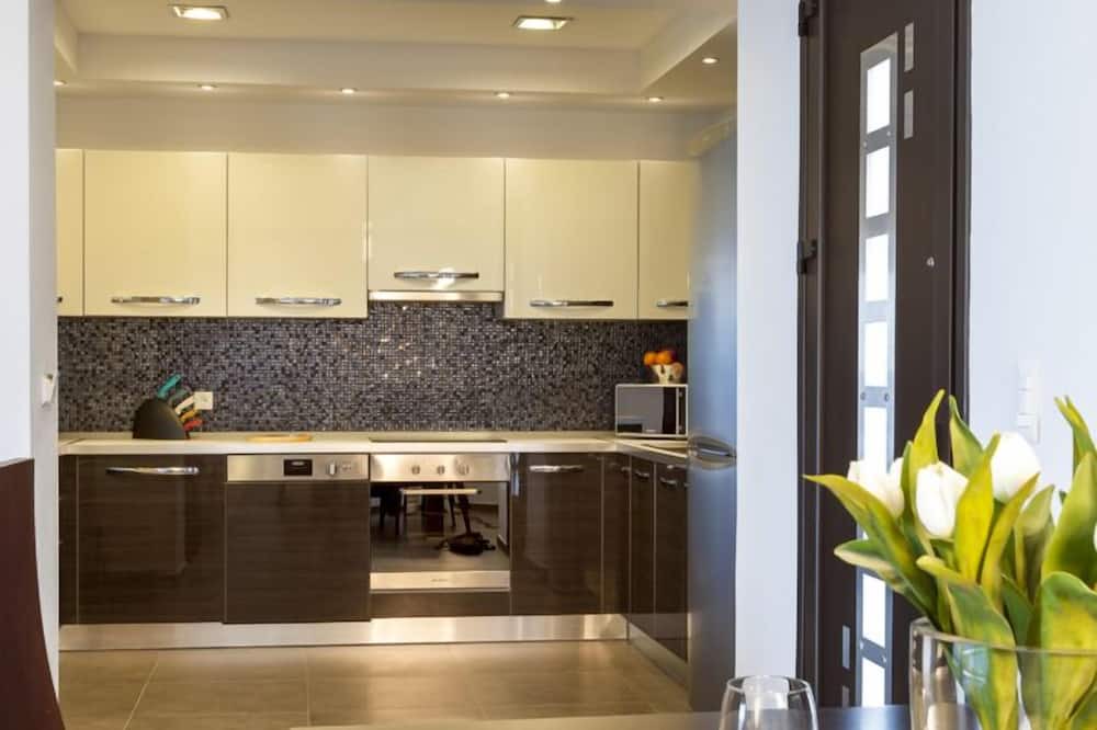 Photo of Kitchen in Lahania