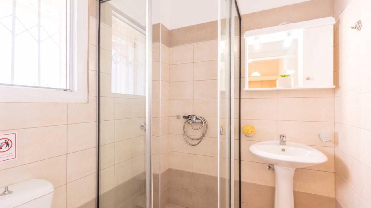 Photo of Bathroom in Kato Korakiana