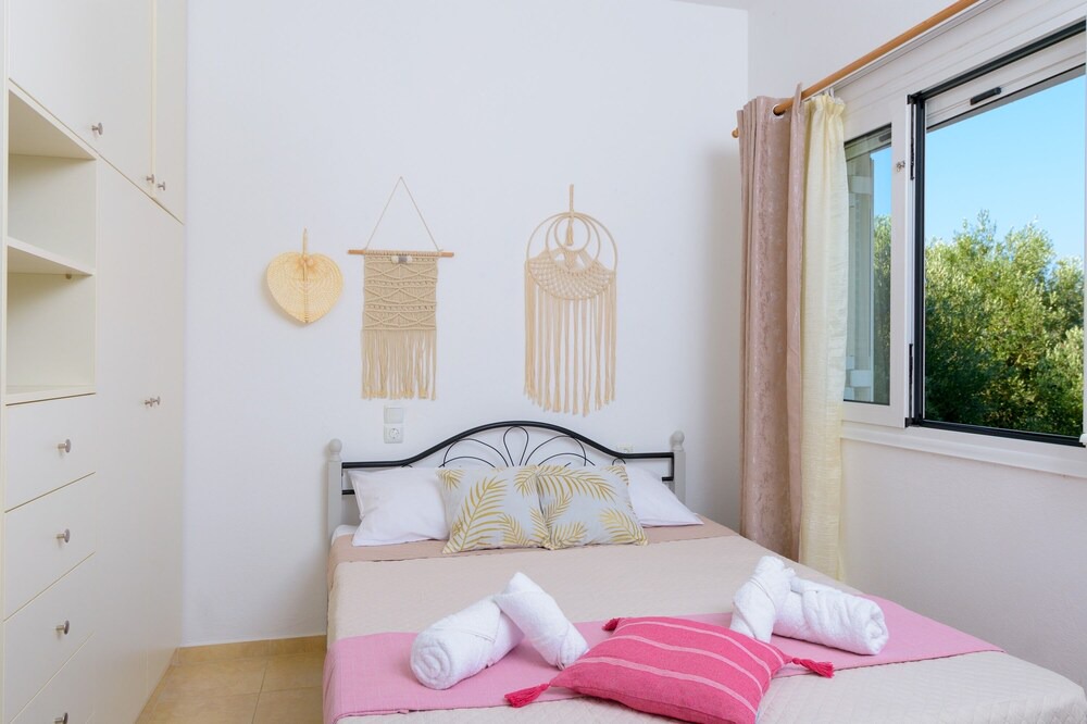 Photo of Bedroom in Kounelion