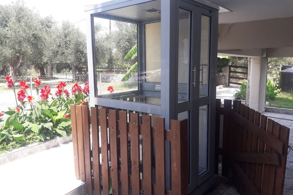 Photo of Patio Balcony in Mavrovouni