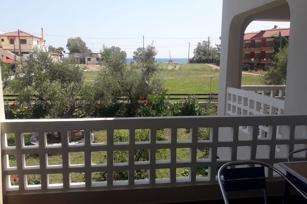 Photo of Patio Balcony in Mavrovouni