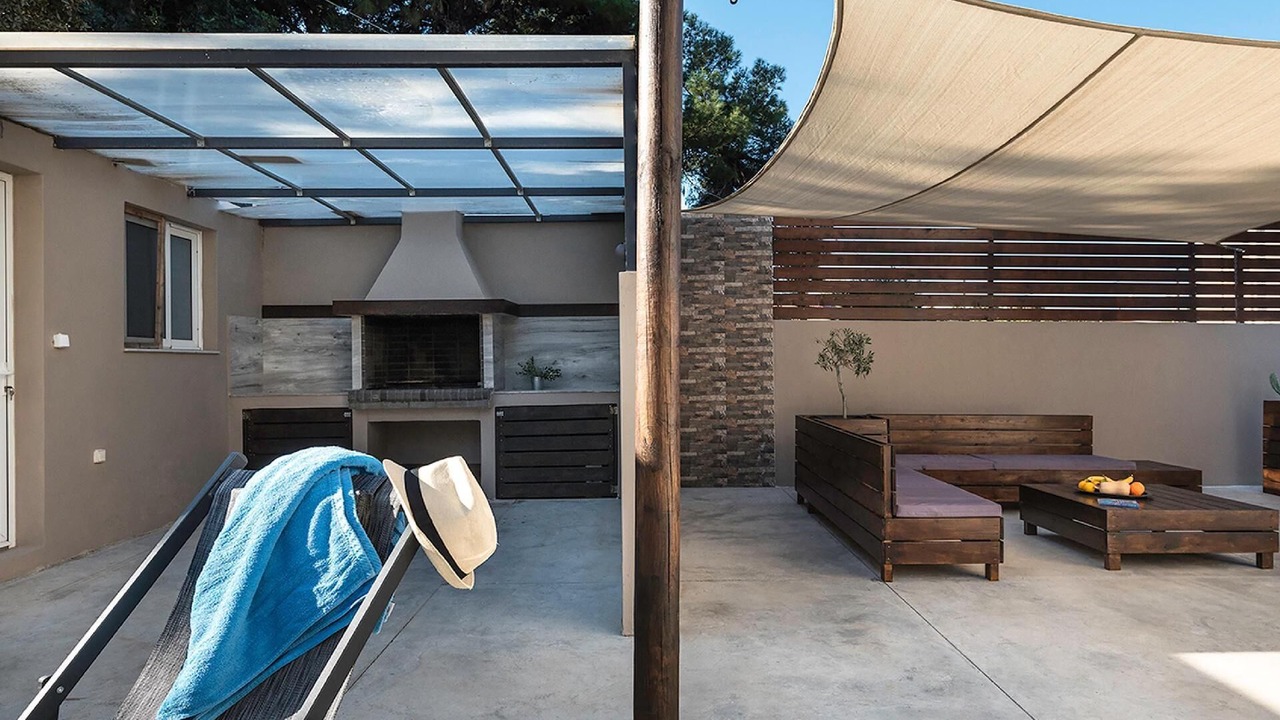 Photo of Patio Balcony in Asgourou