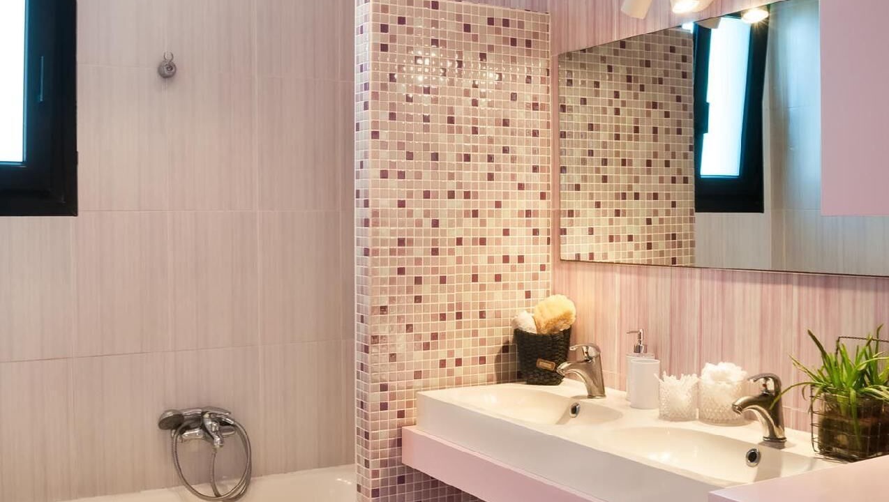 Photo of Bathroom in Asgourou