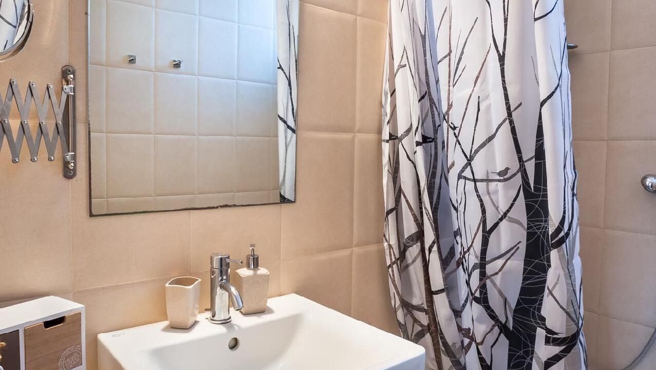 Photo of Bathroom in Asgourou