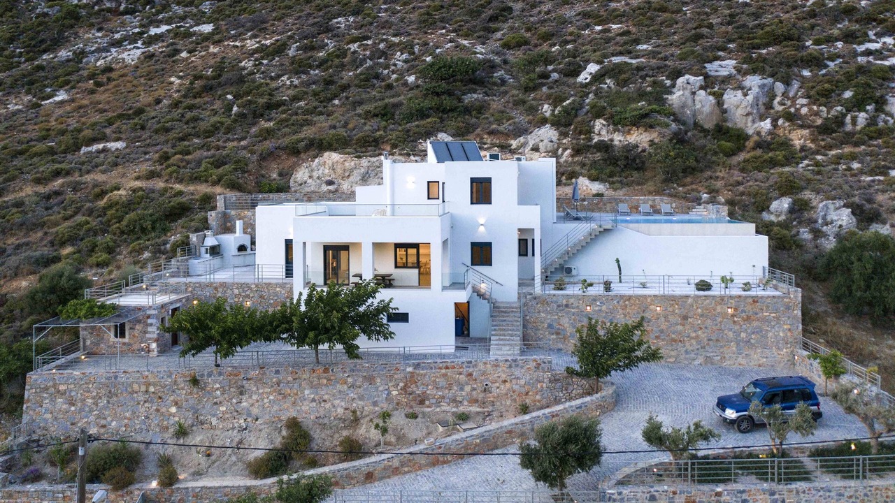 Photo of Outdoor in Vrachasi