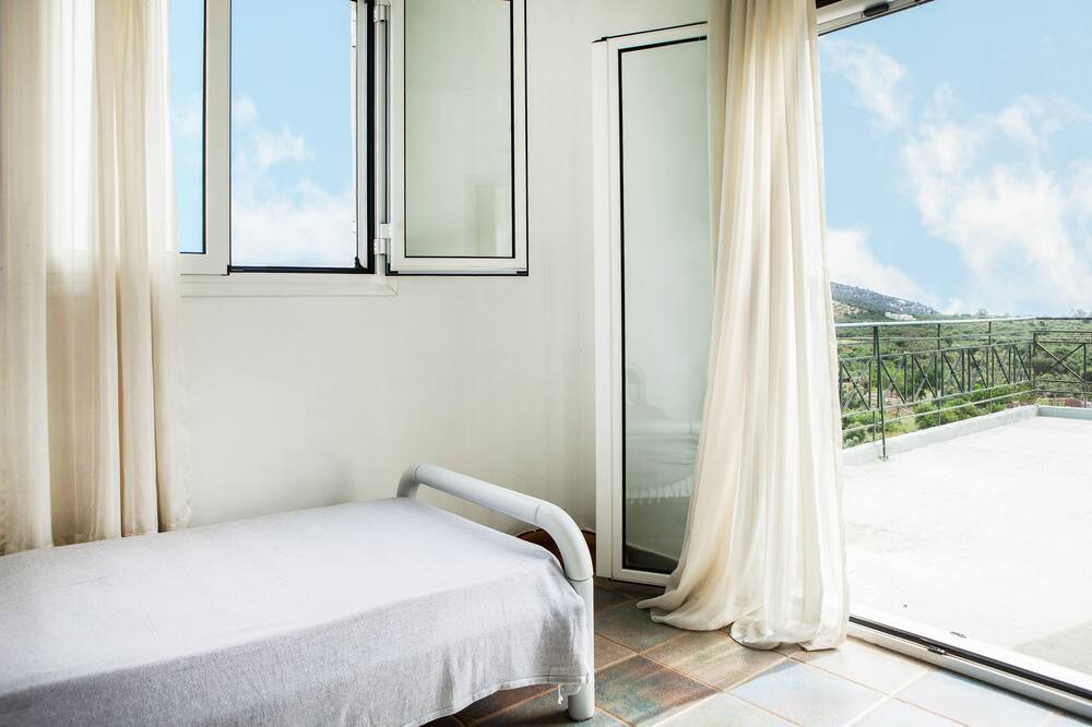 Photo of Bedroom in East Mani