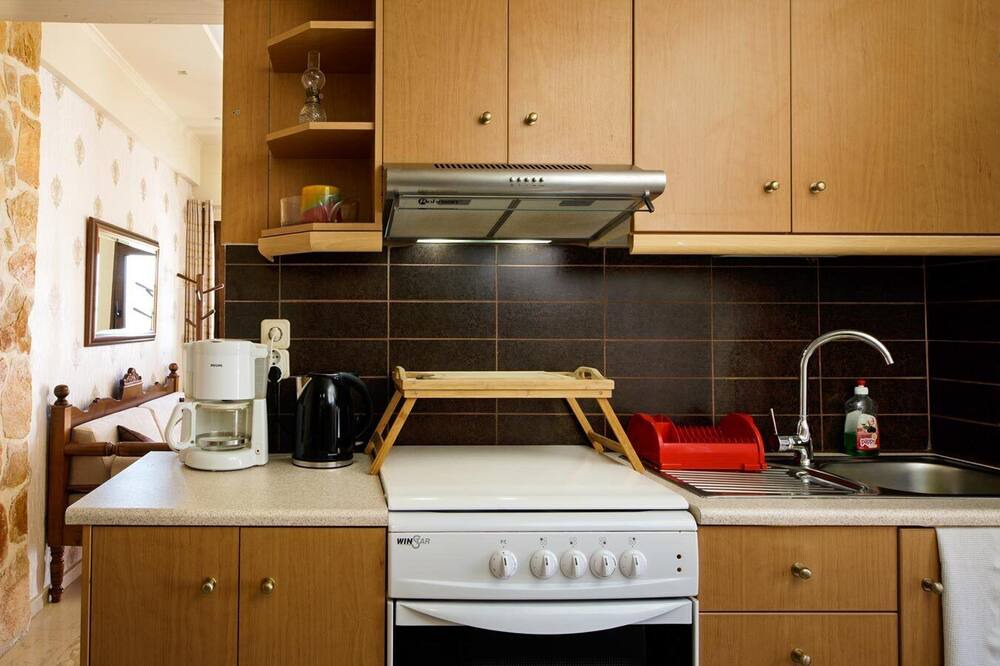 Photo of Kitchen in Mirthios