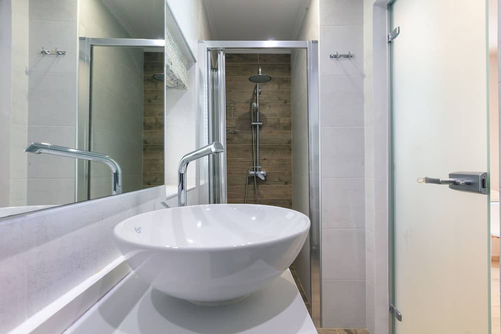 Photo of Bathroom in Mirthios