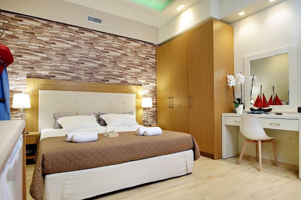 Photo of Bedroom in Mirthios