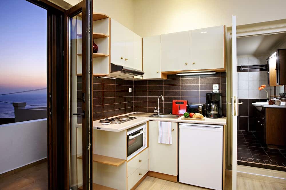 Photo of Kitchen in Mirthios