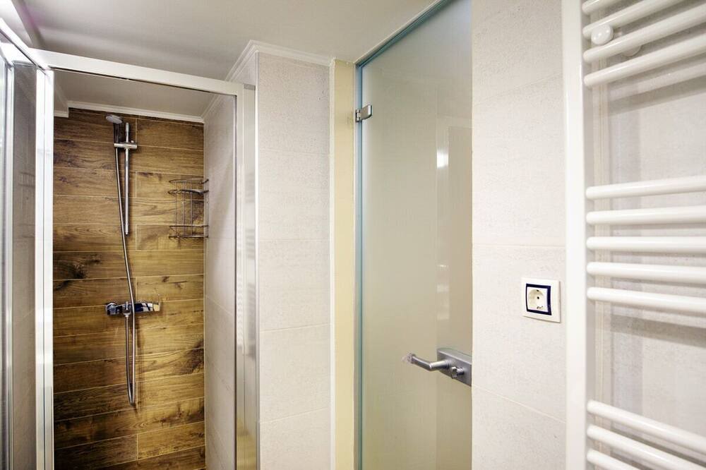 Photo of Bathroom in Mirthios