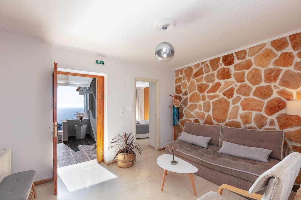 Photo of Bedroom in Mirthios