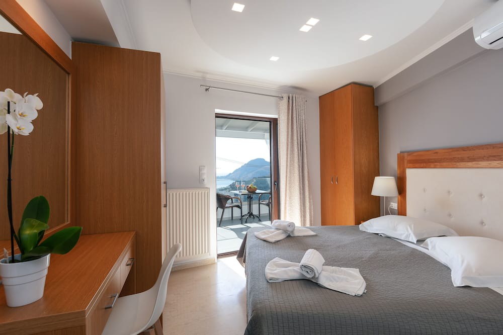 Photo of Bedroom in Mirthios