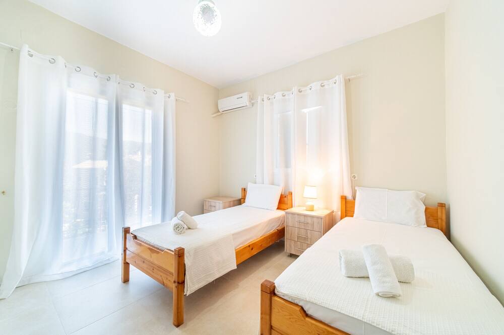 Photo of Bedroom in Kato Korakiana