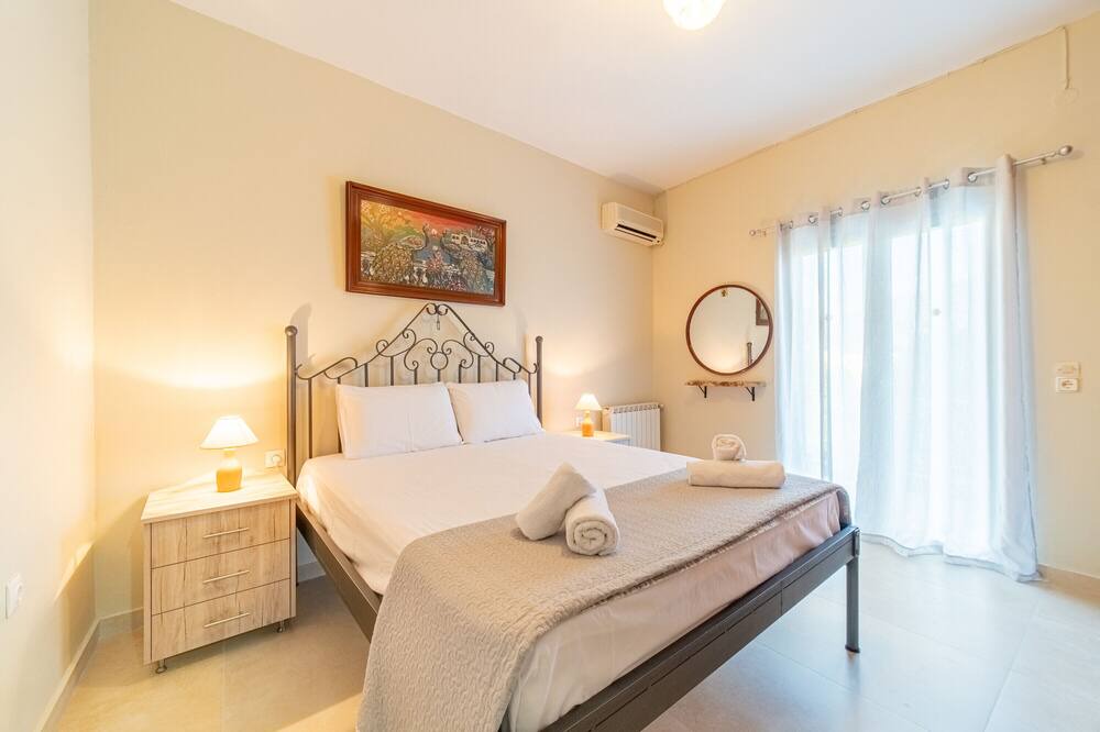 Photo of Bedroom in Kato Korakiana