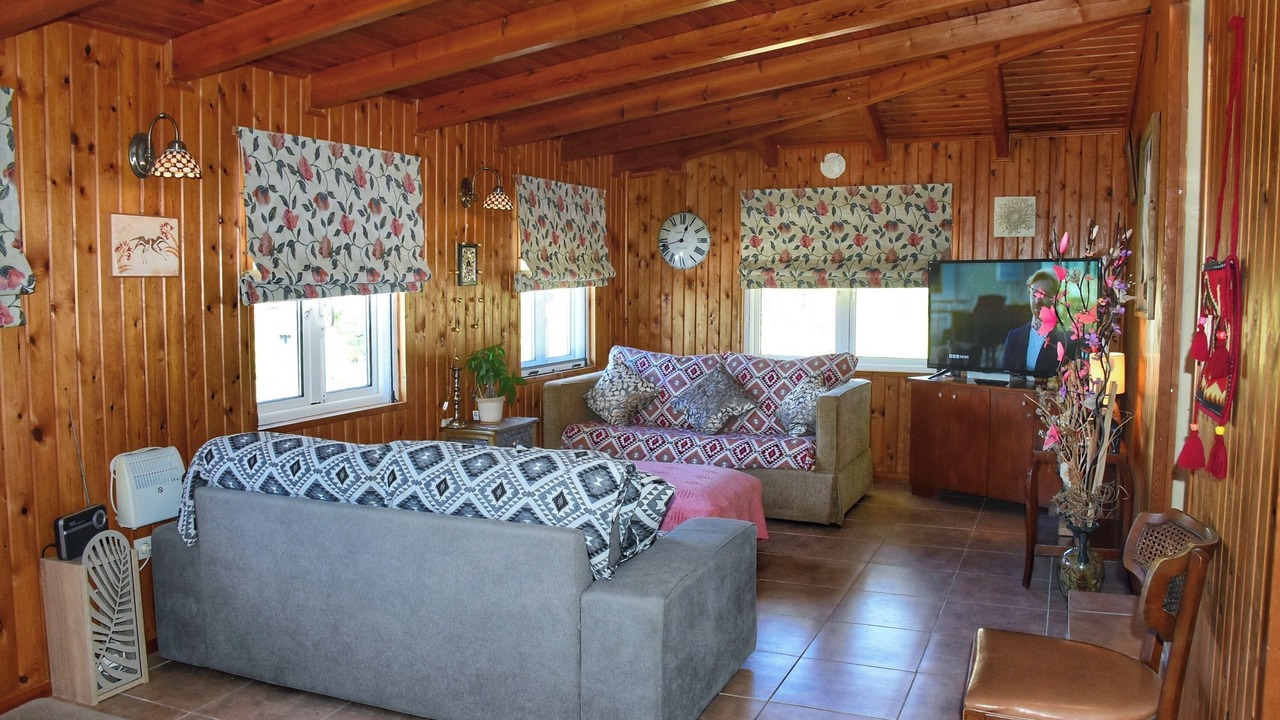 Photo of Livingroom in Paliki