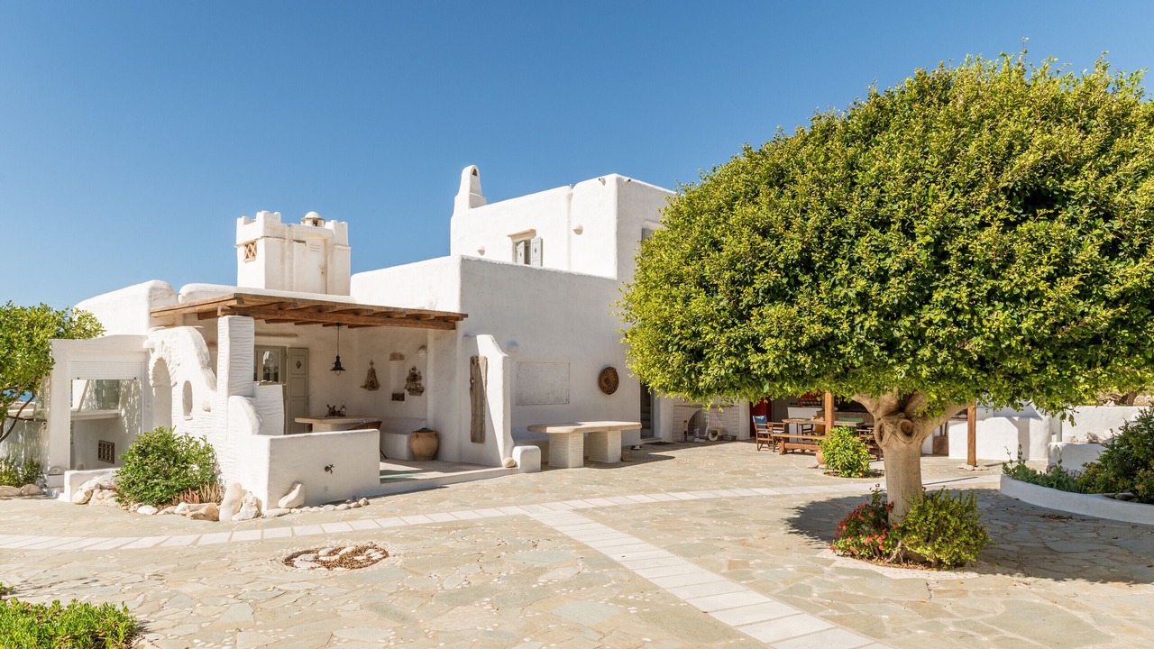 Photo of Outdoor in Glisidia