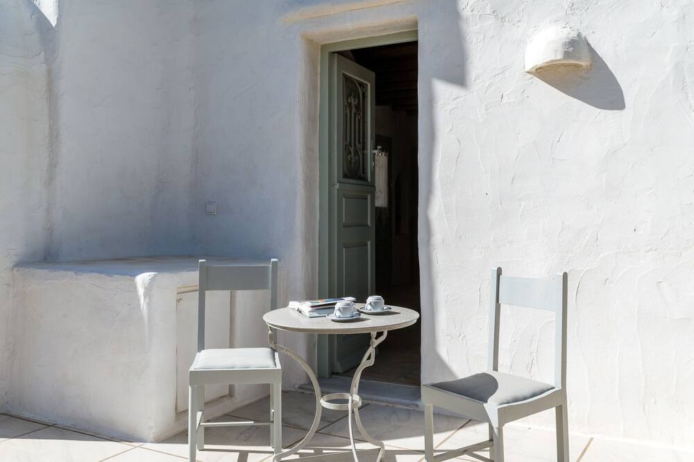 Photo of Outdoor in Glisidia