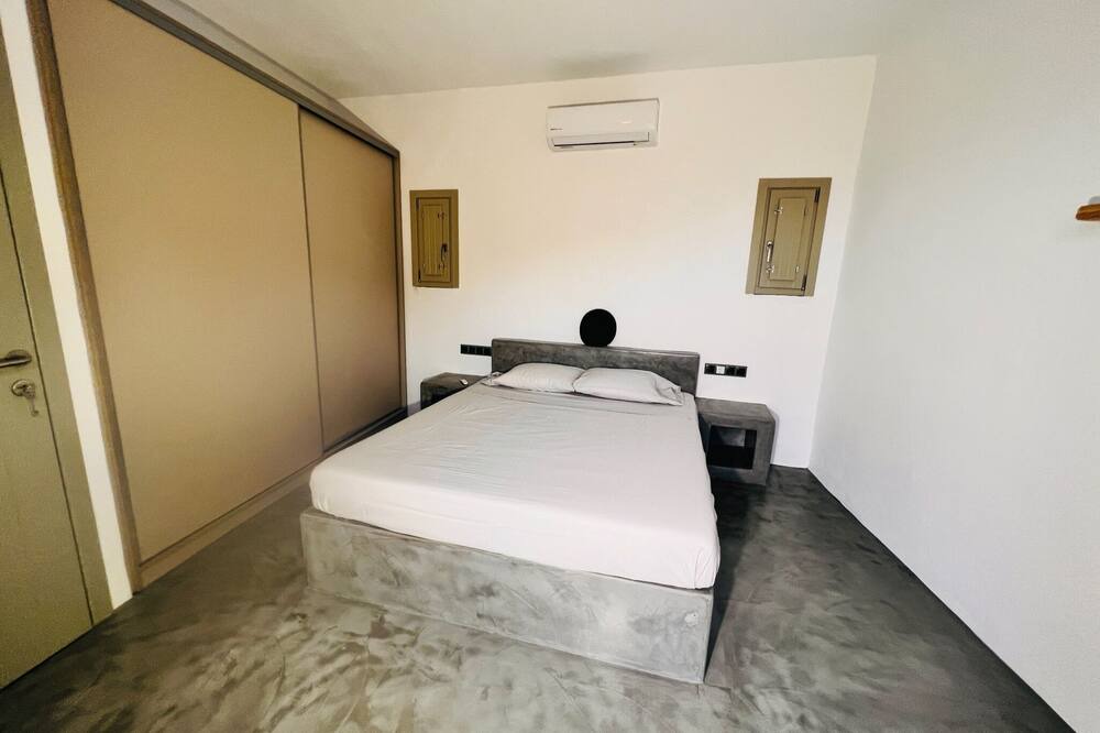 Photo of Bedroom in Apollonia