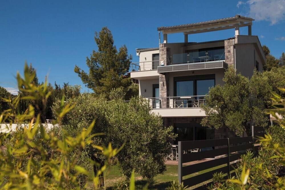 Photo of Outdoor in Elia