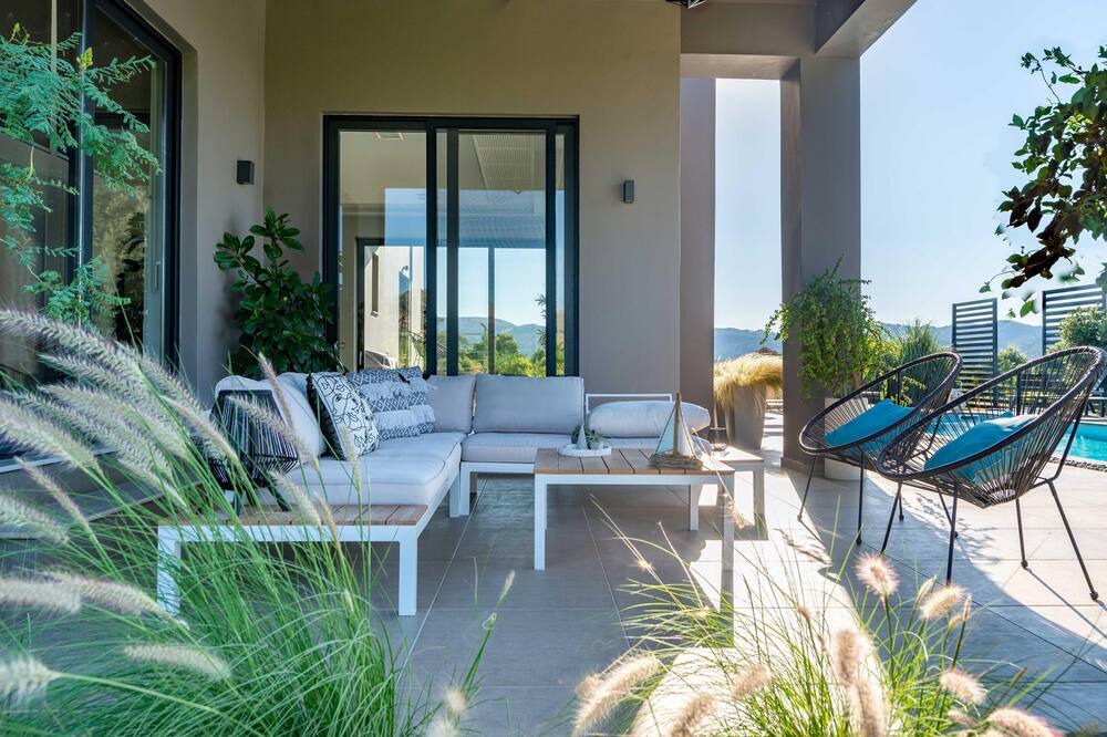 Photo of Patio Balcony in Alikianos